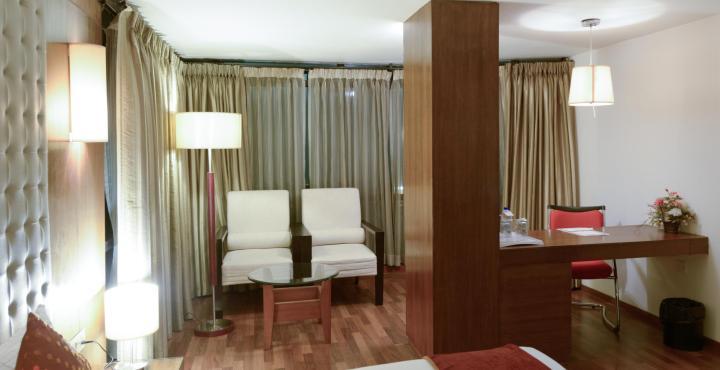 Hotel Monarch Brigade Road Bengalúr Exteriér fotografie